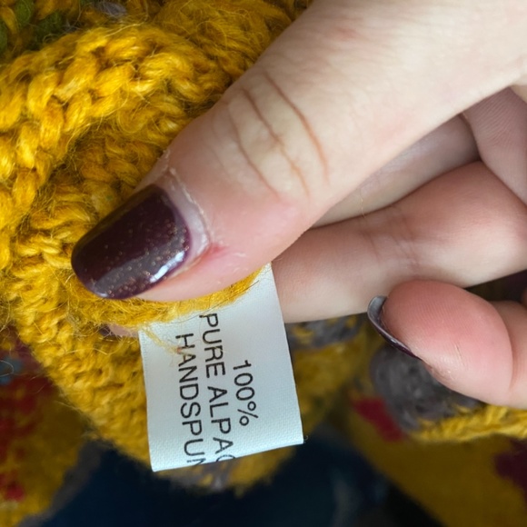 Handmade Alpaca Sweater - Picture 3 of 3